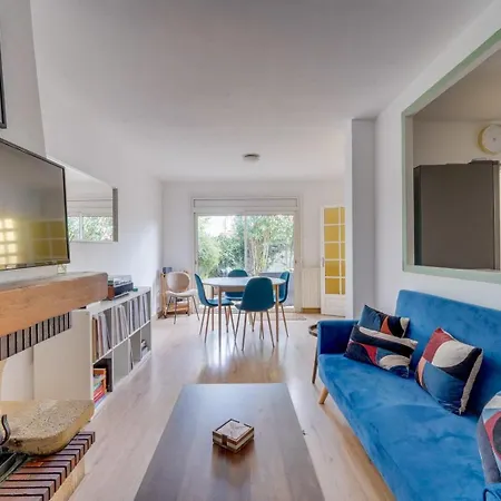 Maison De Charme A Bacalan Avec Terrasse