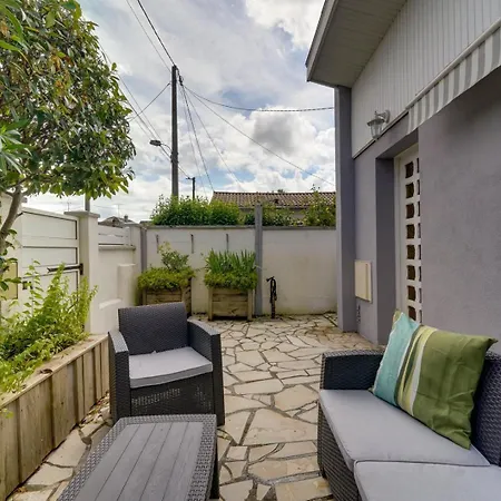 Maison De Charme A Bacalan Avec Terrasse