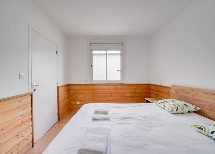 Guest house Maison De Charme A Bacalan Avec Terrasse