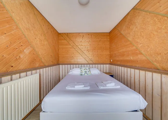 Maison De Charme A Bacalan Avec Terrasse